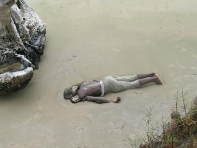 Le corps sans vie d’un pêcheur retrouvé à la plage.